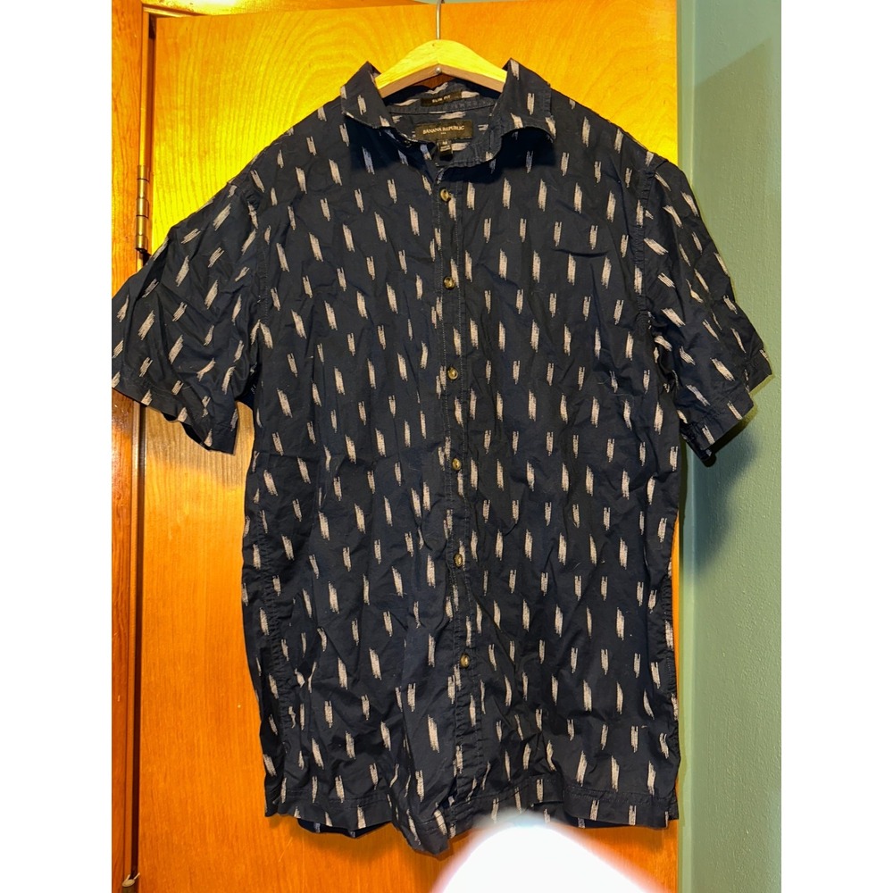 Banana‎ Republic Medium Slim Fit Navy and White Patterned Casual Shirt